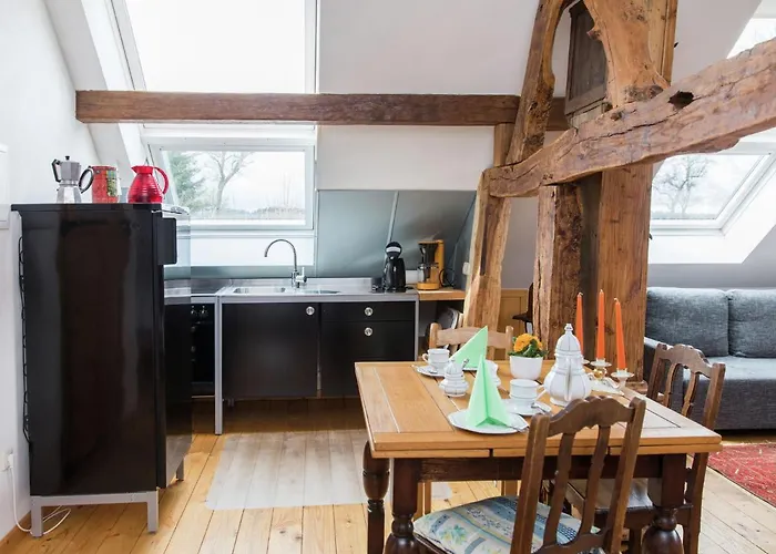 Апартаменты Timber-frame Retreat *